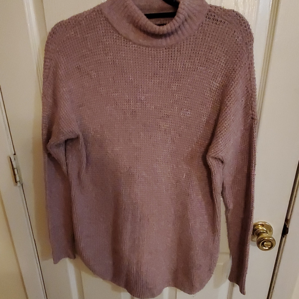 American Eagle Outfitters sweater - Picture 1 of 4
